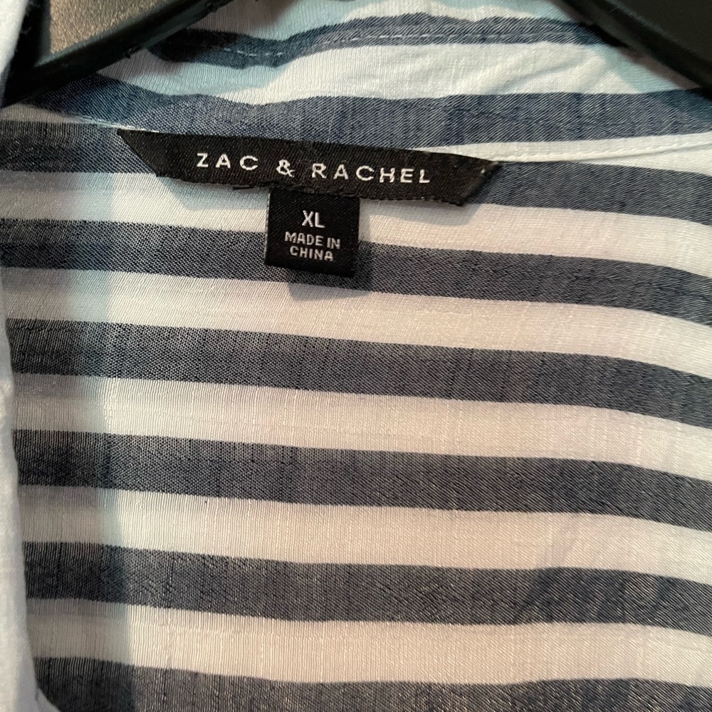 3/4 sleeve striped shirt